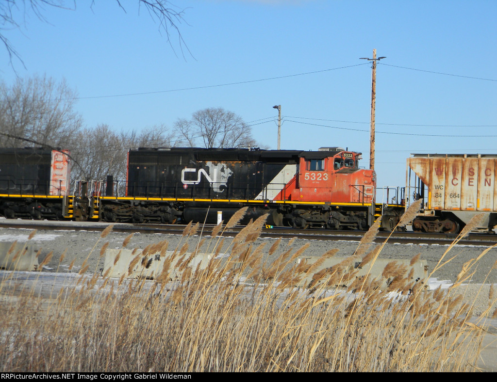 CN 5323 